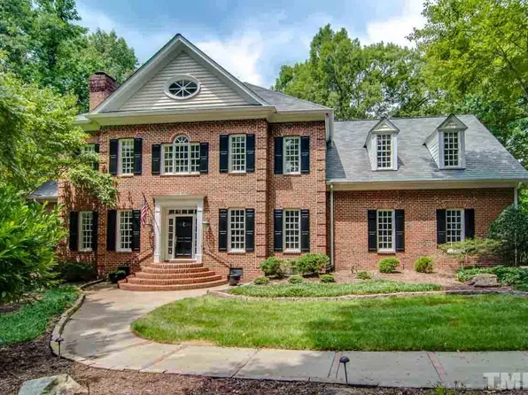 2112 Vintage Hill Dr, Durham, NC 27712