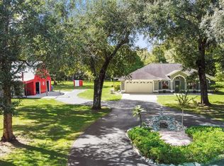 820 Stonehenge, Deland, FL 32720