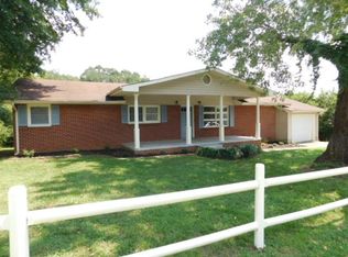 129 Church St, Calhoun, TN 37309