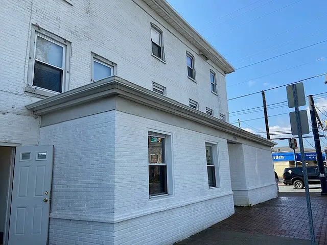 170 W Main St #3 — Photo 2