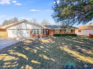 610 W Silver Dr, Hobbs, NM 88240