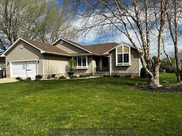 4010 Manchester Rd, Grand Island, NE 68803