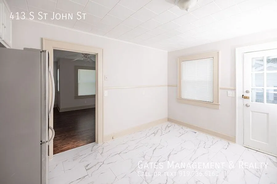 Charming Duplex in Burlington — Photo 4