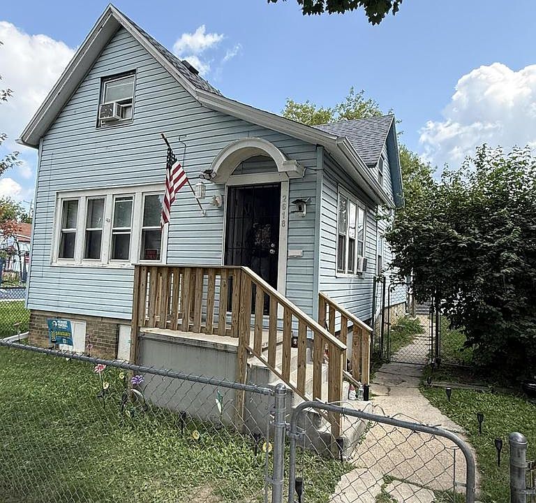 1st image of 2616 N Buffum STREET #2618