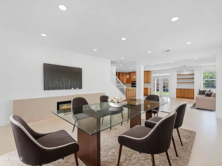 10705 Sprucedale Ave — Photo 9