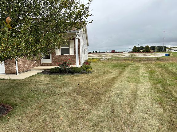 3rd image of 1190 Abbott Cir #1190
