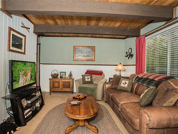 5th image of 42804 Conifer Dr