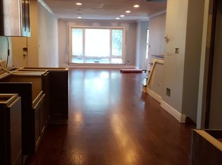 7006 N Keeler Ave, Lincolnwood, IL 60712