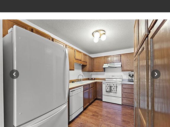 2nd image of 7624 157th St W APT 301