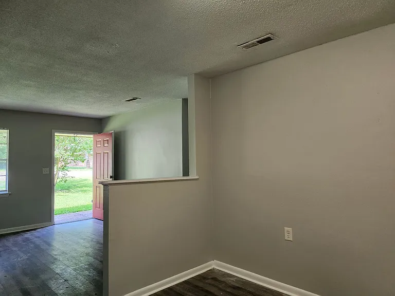 5053 & 5055 Harley Ln — Photo 6