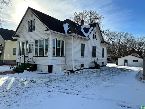 31 7th Ave SE, Le Mars, IA 51031