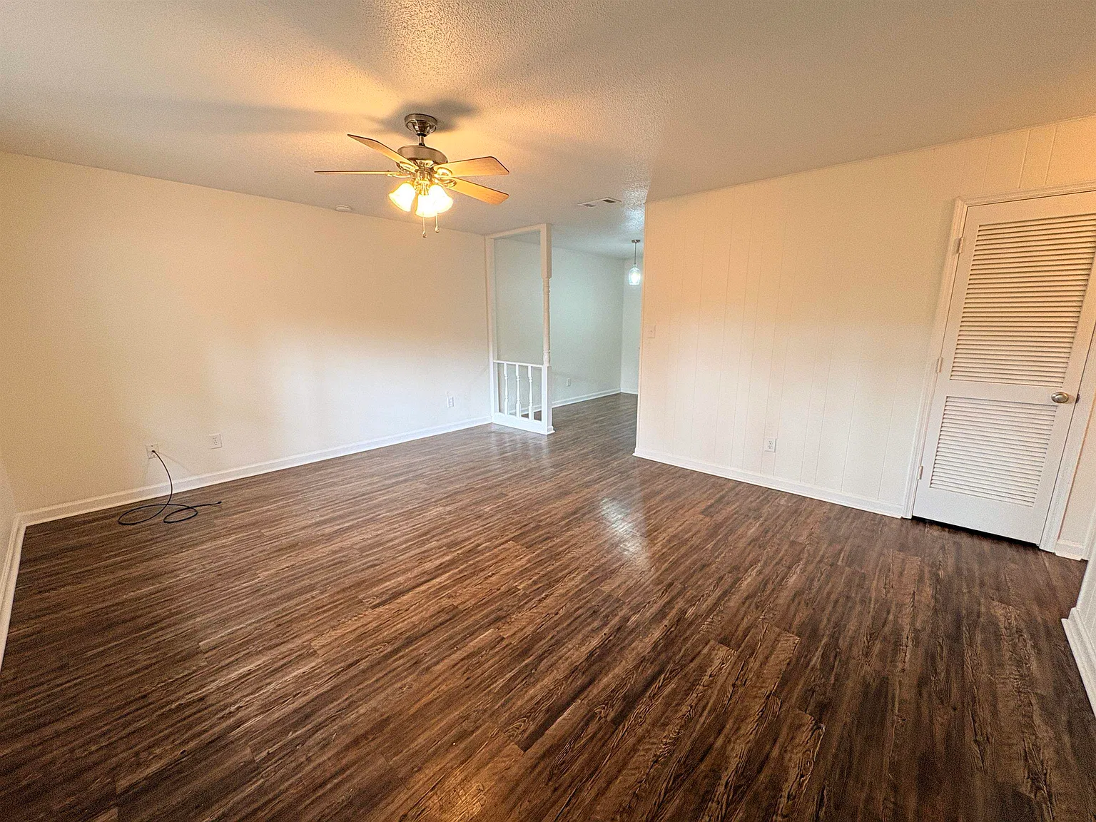 2 bed, 884 sqft, $1,295 — Photo 3