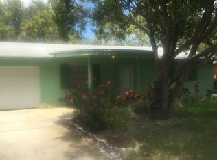 1310 9th St SW, Largo, FL 33770