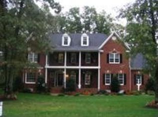4531 Wellington Farms Dr, Chester, VA 23831