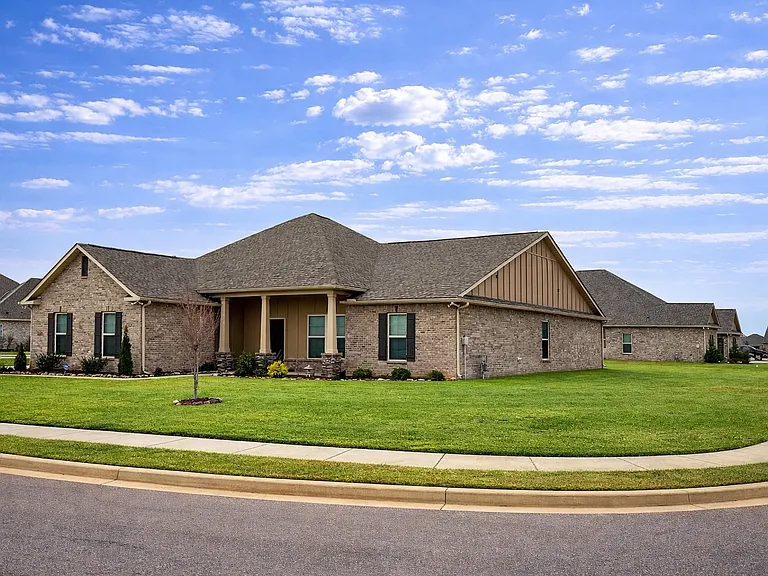 207 Nellie Faye Ln — Photo 3