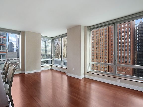 4th image of 30 West St APT 12B