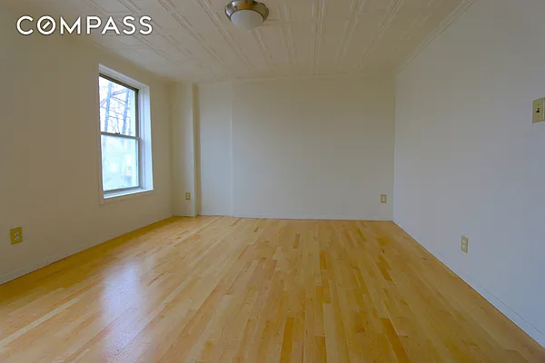 Rented by Compass | media 29
