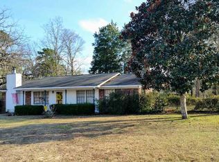 204 Pineview Ct, Ozark, AL 36360