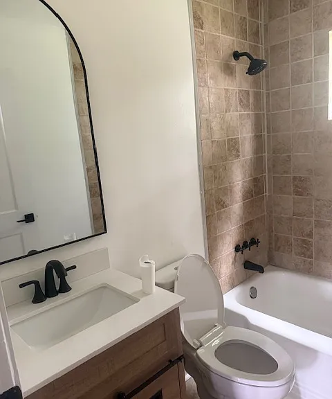 52 Wisteria Ave — Photo 7