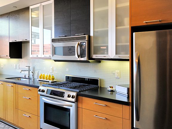 4th image of 177 Townsend St Unit 1124