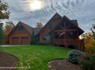 400 Summit Woods Rd, Moscow, PA 18444