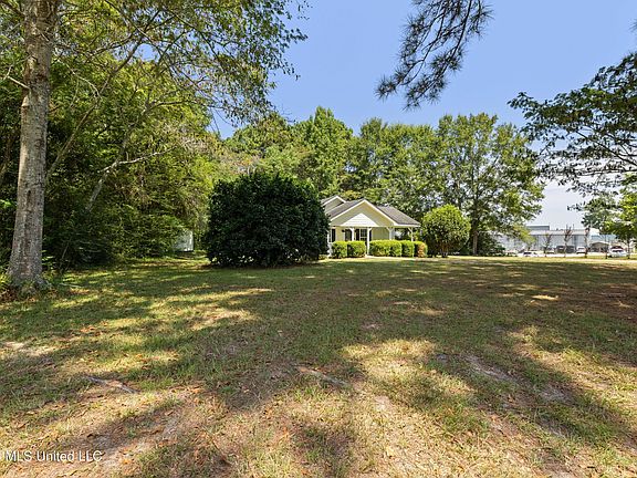 5th image of 4219 Rocky Branch Rd