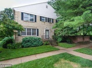 6170 Vine Forest Ct, Falls Church, VA 22044