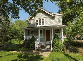 990 Mill Hill Ter, Southport, CT 06890