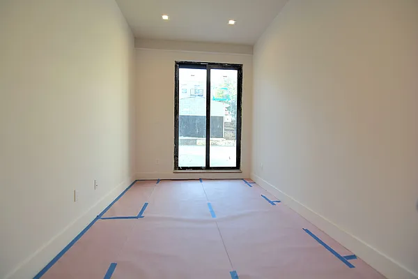 Rented by Hagstrom Management Inc | media 25