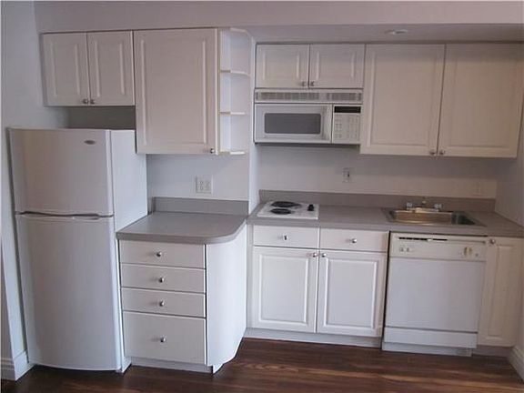 2nd image of 5 Tudor City Pl APT 1701