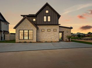 355 Emma Jean Trl, Iredell, TX 76649