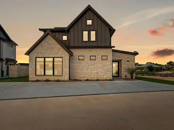 355 Emma Jean Trl, Iredell, TX 76649