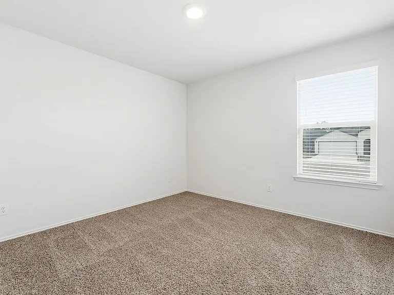9505 Kensley Rose Dr — Photo 12