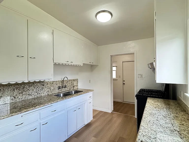 216 Santa Rosa Rd — Photo 7