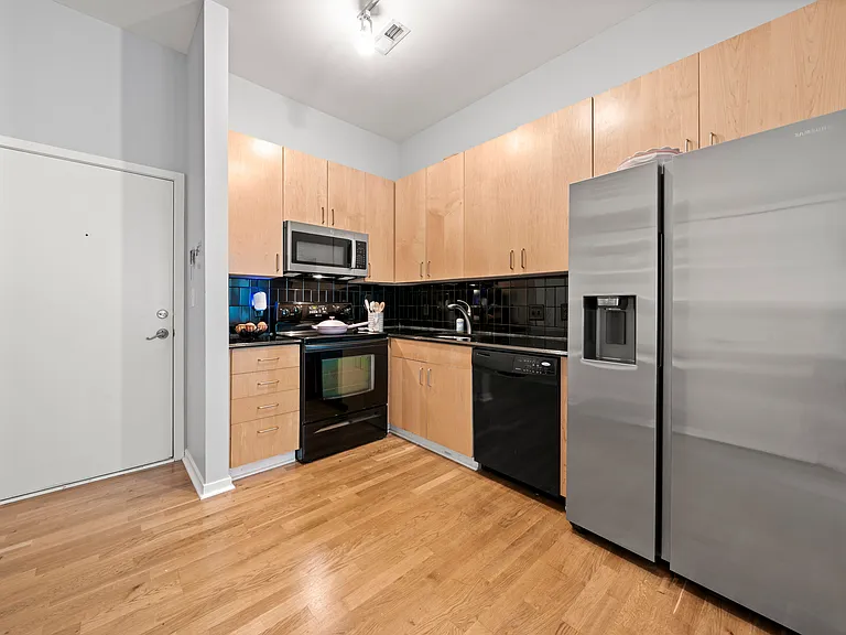 2125 Southend Dr #239 — Photo 2