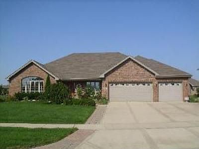 1st image of 22585 Aster Dr