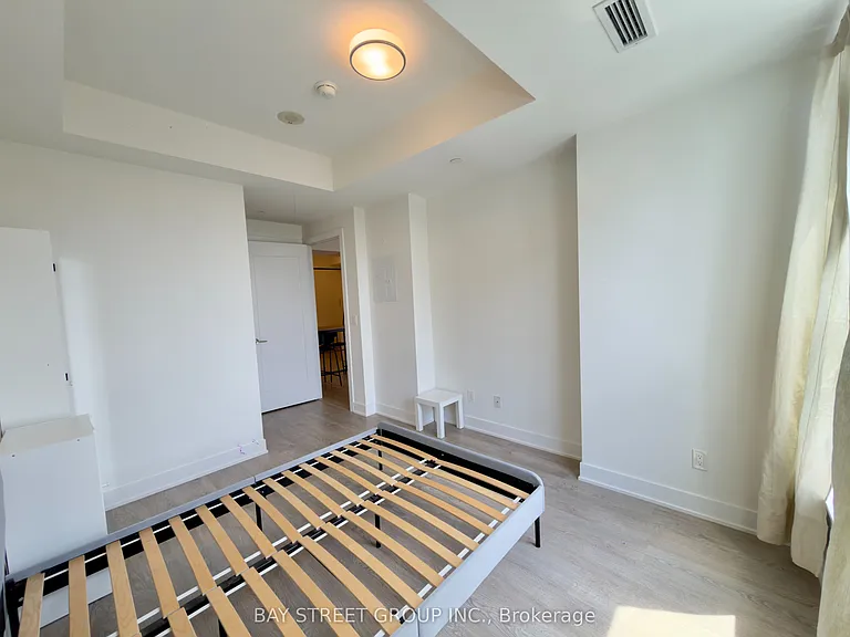 38 Cameron St #824 — Photo 21