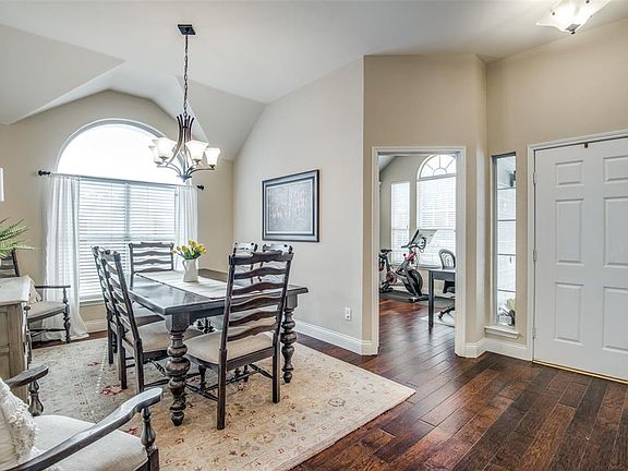 4th image of 11039 Millvale Ct