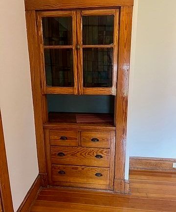 4th image of 33 Cleveland St #1