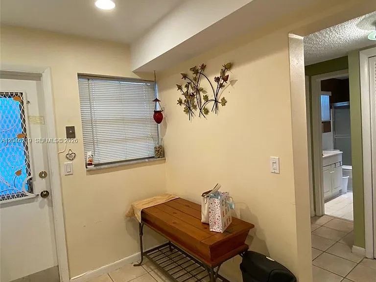 330 SE 2nd St #403F — Photo 5