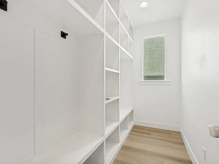 157 W Sicula Rd — Photo 23