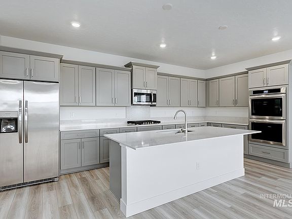 2nd image of 5435 E Victoria Falls Dr
