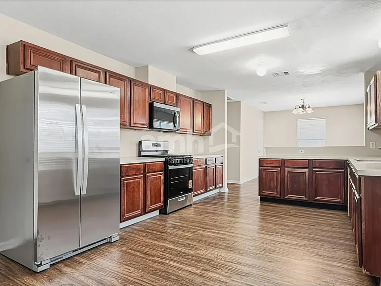 19342 Little Pine Ln — Photo 3