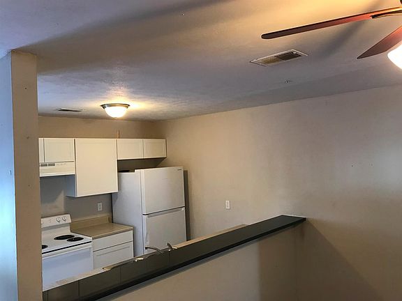 4th image of 2856 Ryan Cir APT B