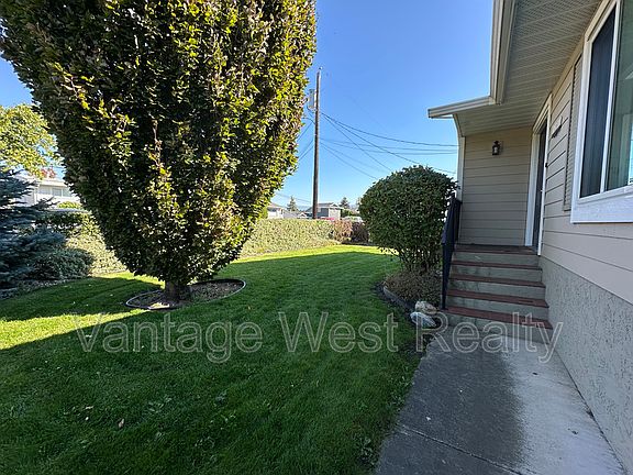 3rd image of 1281 Bothe Rd