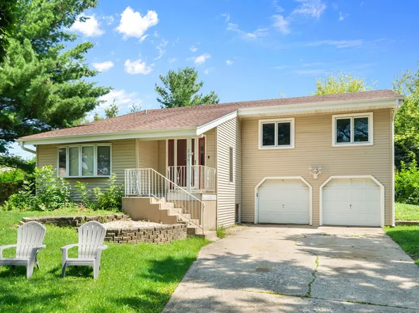 239 Oxford Ct, Bloomingdale, IL 60108