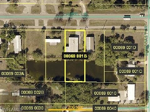 2nd image of 2209 Laurel Ln