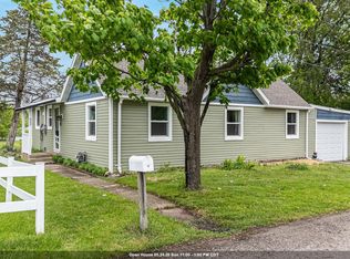 33 Island Dr, Montello, WI 53949