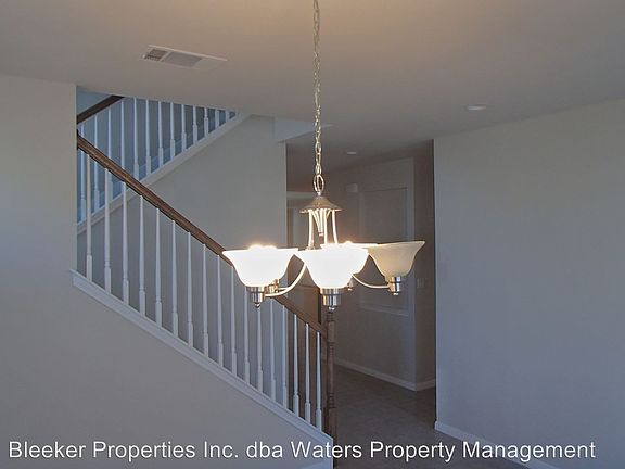 3rd image of 5668 Porano Cir
