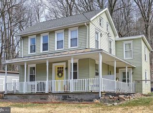 1221 Piketown Rd, Harrisburg, PA 17112